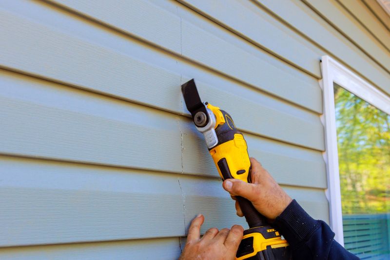 Expert Vinyl Siding Panel Replacement